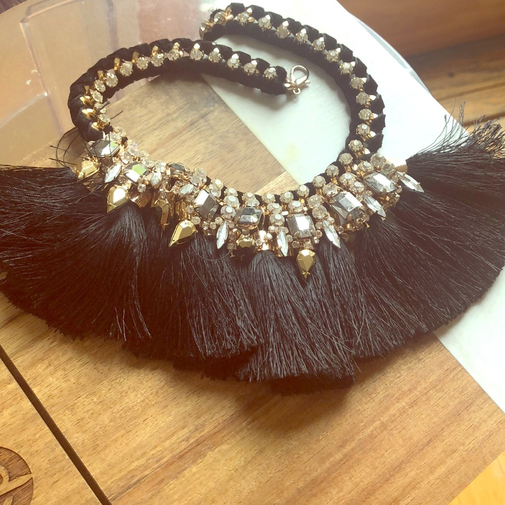 Glamorous Rhinestone and Tassel Necklace